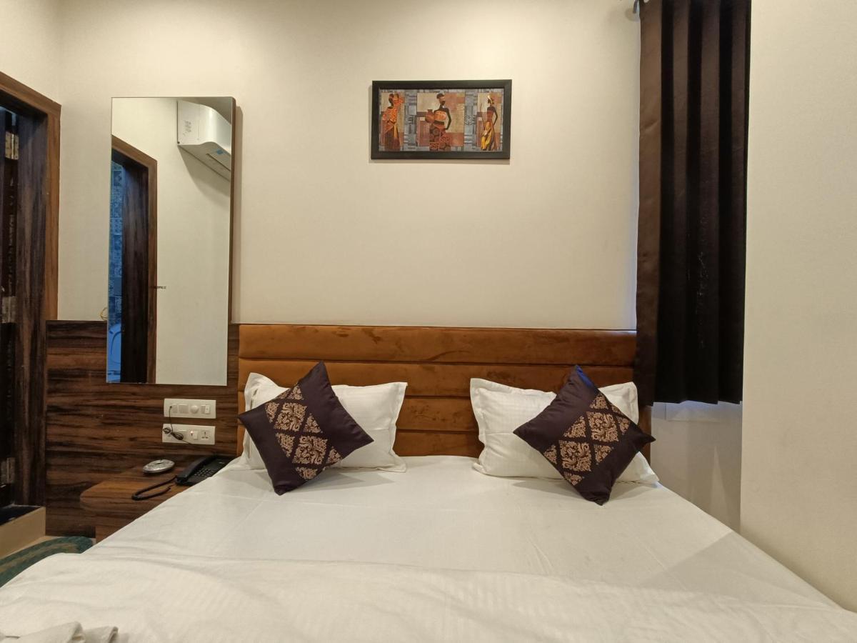 Hotel Vrinda Inn Udaipur Dış mekan fotoğraf