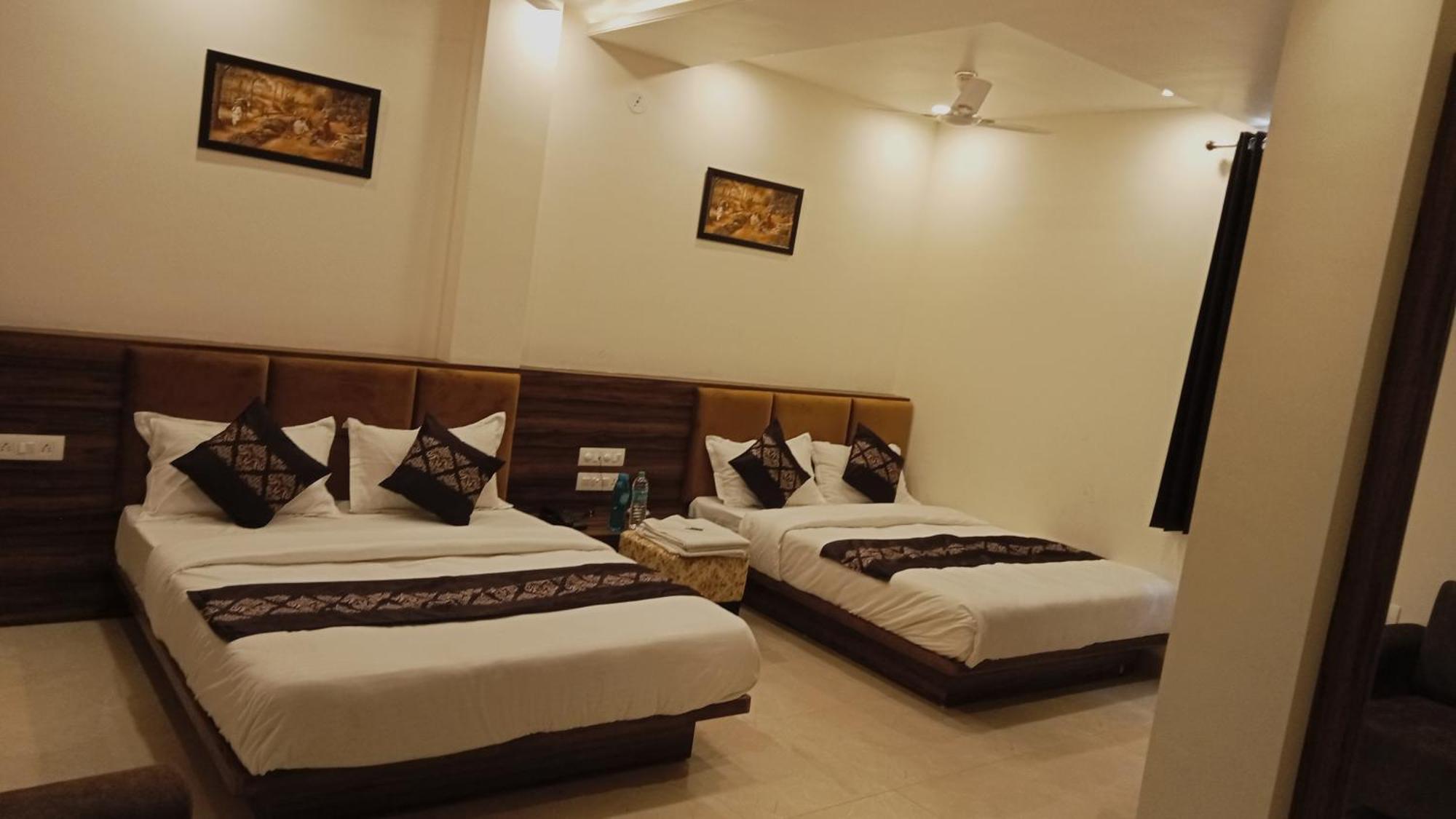 Hotel Vrinda Inn Udaipur Dış mekan fotoğraf