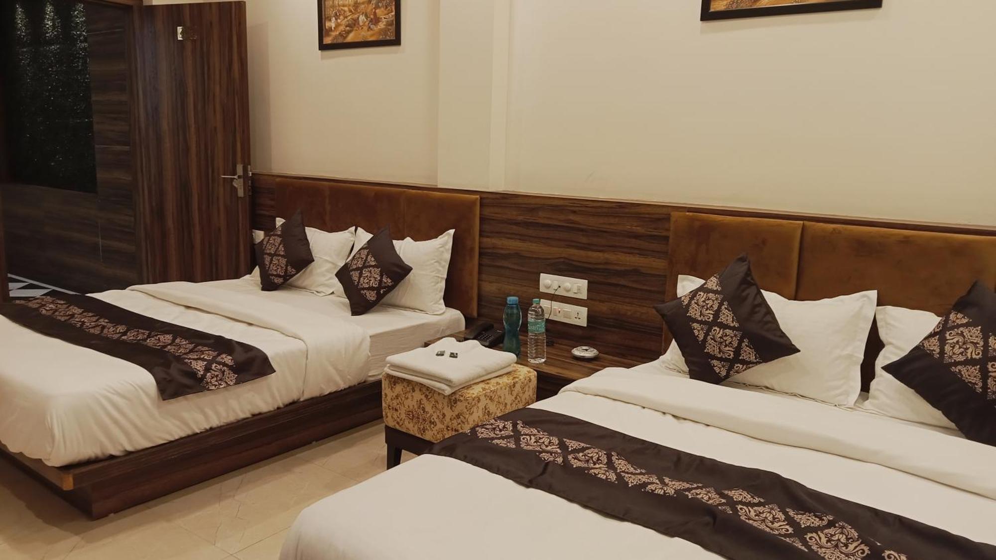 Hotel Vrinda Inn Udaipur Dış mekan fotoğraf