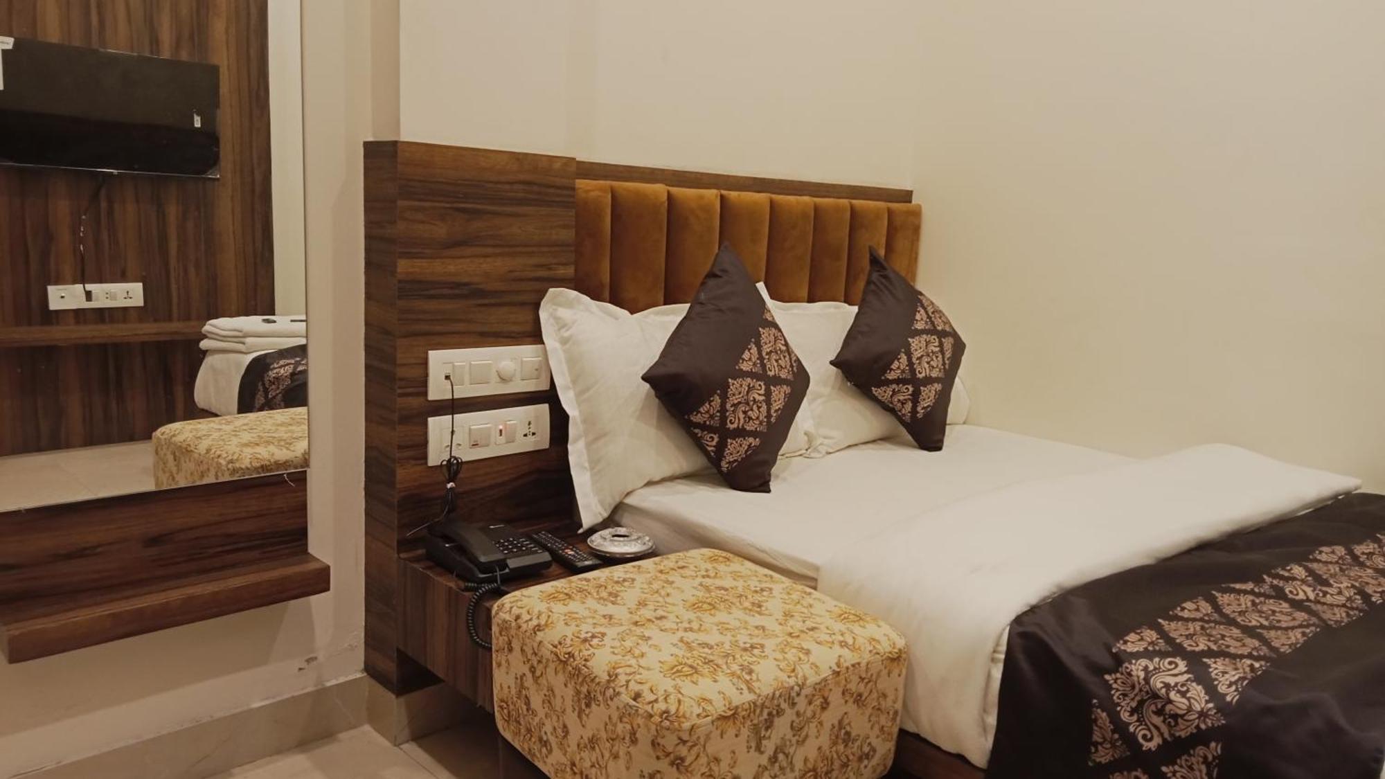 Hotel Vrinda Inn Udaipur Dış mekan fotoğraf